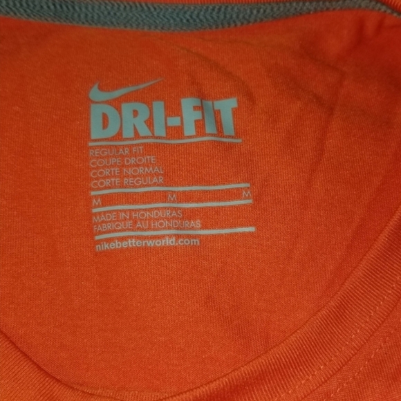 🏅Great Nike Dri-Fit T-shirt - Picture 4 of 6